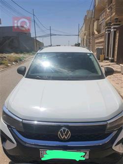 فولكسفاغن تاوس